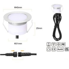 Objavljene RGBW-D45 svjetiljke 20 kom. RGBW 45 mm IP67 na terasi