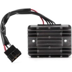 TBETE 32800-33E20 Pinge regulaator Suzuki GSXR 600 2002 jaoks