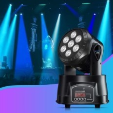 Lampada da discoteca LM70S 7x8 usata in un'efficace illuminazione a LED BetOTPper per scene e eventi del club con colori dinamic