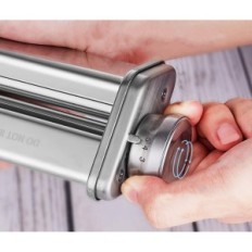 Ugello pasta gVode per il robot da cucina KitchenAid, utilizzato