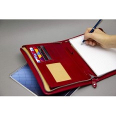 Custodia in pelle per nodo notebook A5 rosso elegante notebook su un notebook con tasche e chiusura