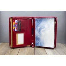 Custodia in pelle per nodo notebook A5 rosso elegante notebook su un notebook con tasche e chiusura