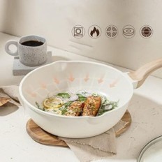 Un ensemble de pots et de vitres, granit blanc, 14 morceaux