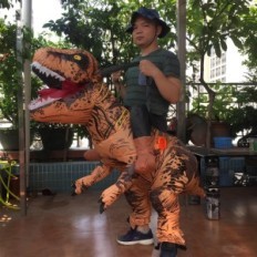 Puhallettava puku Vihreä Dinosaur Resteq aikuisille Cosplay