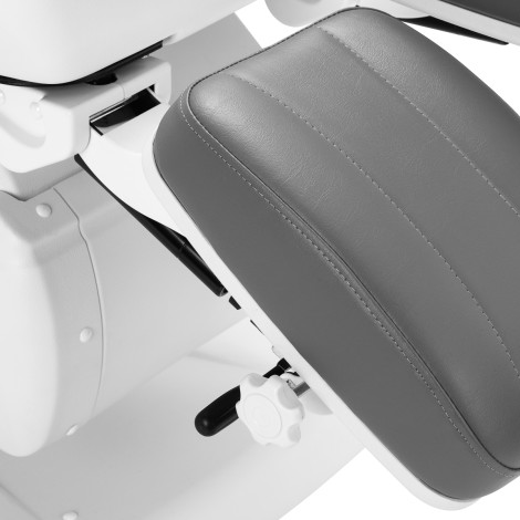 Elektrische cosmetische stoel Azzurro 870s pedicure 3 motoren grijs — detail zitvlak