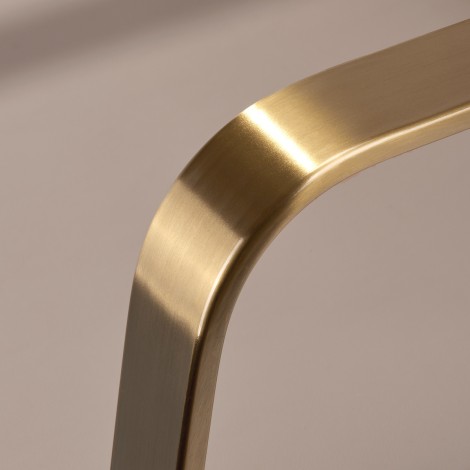 Gabbiano Porto-GM hair wash unit beige — close-up of the armrest
