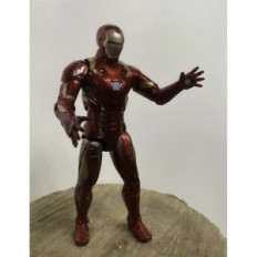 Figur järnman, Avengers, inbördeskriget förundras. 17 cm. Stå