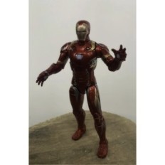 Figurice Iron Man, Osvetnici, Građanski rat. 17 cm. Stajati