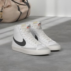 Vīriešu Nike basketbola čības, balts, izmērs 41, 27 cm Ievietojiet