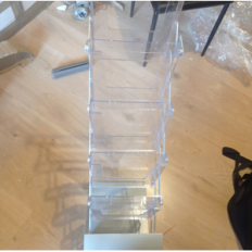 Postkort står med 5 A4 hyller, UZENTEPS0100 DISPLAY UPDATE