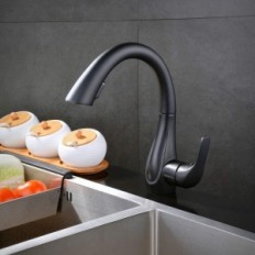 Bateria preta Kelelife com chuveiro de pull-out para a pia da cozinha