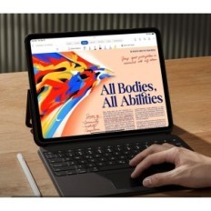 ESR tipkovnici slučaj, Qwertz, za ipad pro 13 inča (m4) 2024, crno