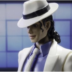 Figurine reseq michael jackson michael jackson 20 cm, roi de pop