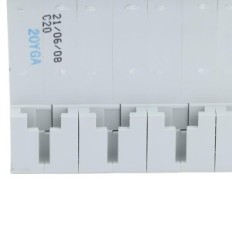 WiFi-switch 4-fält Walfront Fire-resistent AC400V 100A med skydd
