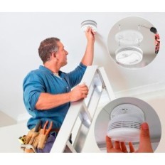 Detektor des Rauches 85 dB 6 PCs. Intelligente Rauchmelder mit Alarm- und Wi-Fi-Kommunikation