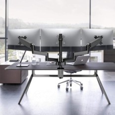 WorldLift handle for three monitors with a diagonal of 17-27 inches exhibition