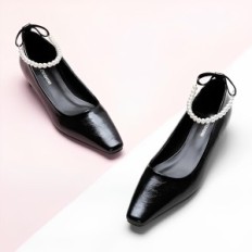 Women's pumps C.Paravano With a closed toe, C9-Black-42