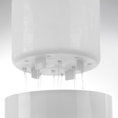 Contenitore di ghiaccio del ghiaccio sul ghiaccio bianco con coperchio nero 10L