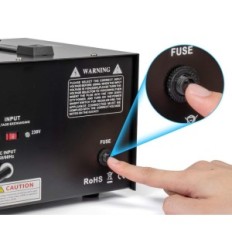 Aubull DT-2000 napetostni pretvornik v učinkovitem pretvorniku napetosti za električne naprave