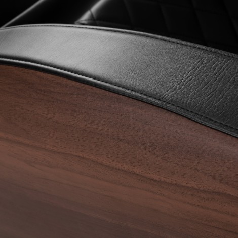 Masážne kreslo Sakura 305 drevená koža — detail opierky ruky