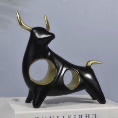 "Black" veiksmo figūra "Resteq" interjero dekoravimui 205x75x210 mm