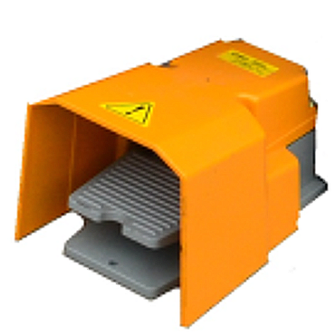 Διακόπτης ποδιών σε πλυντήριο εργασιών ελέγχου