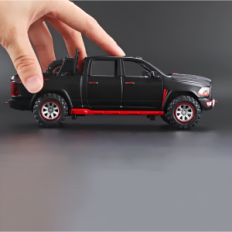 Μοντέλο αυτοκινήτου Dodge Ram Trx Μεταλλικό 1:32 Ρεαλιστική μινιατούρα με πόρτες ανοίγματος και τραβήξτε ξανά