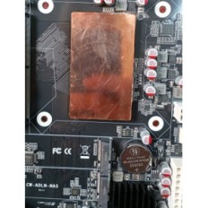 Utstilling Hovedkort N100 US 4 * I226 2.5g LAN 6 * SATA3.0 1 * DDR5 2 * M.2