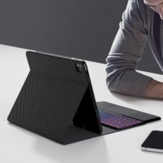 Tastiera aurto con trackpad per iPad Pro 12.9 (6A / 5A / 4A / 3A Gen), QWERTY