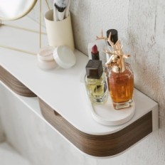 Hanging Wood Wood Wall Shelf Valiai with 2 drawers (Biała / Walnut)