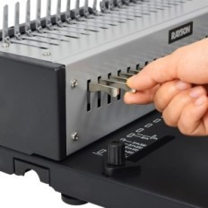 RAYSON SD-1501A21 Bindningsmaskin 12 Kort 200 sidor 21 A4 Ringar