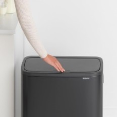 Kosz na śmieci Brabantia Bo Touch Bin 2x30L Soft-Touch podwójny czarny