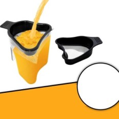 Käytetyt Squeezer koko hedelmät ja vihannekset FRIDJA F1900 / BLK SOK / SORBET