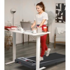 Izložba kozzyinn treadmill s regulacijom sklonosti i programa i obuke