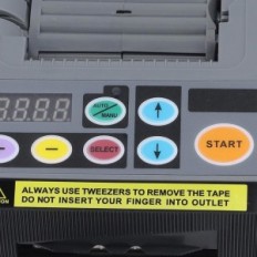 Dispensador de cinta de fafeica automática dañado para cortar cintas