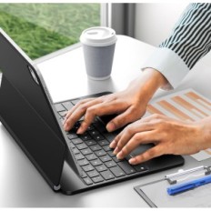 Magic Keyboard från iPad Air 13 "och iPad Pro 12.9" (Gen 3-6) EARTO M01-A29-BK-ES-B QWERTY Spanska layout