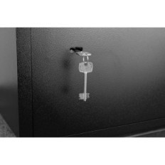 Beschadigde mechanische kluis met 25L 35x25x25cm stalen zweven