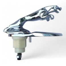 Emblemat Jaguar chromowany na maskę - znaczek ozdobny celownik samochodowy