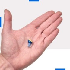 Zosilňovač sluchu MEDCA MZ-45 CIC MINI IN-EAR s redukciou hluku a výstava výstuže