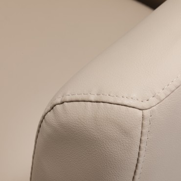 Frisörstol Gabbiano Monaco beige — närbild av armstöd
