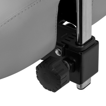Giovanni podiatry stool 1005 grey — close-up of the controls