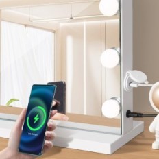 Brukt YoFuly Hollywood 58 × 48 cm Makeup Mirror med 15 LED 3 moduser på bordet og veggen