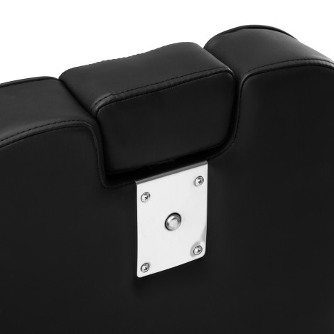 Barbiersstoel Carlos Zwart — detail kop