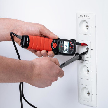 AC / DC Napetostni merilnik območja 12V - 690V LCD