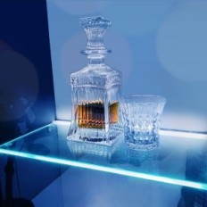 LED osvetlitev roba stekla RGB oashis police z razstavo daljinsko