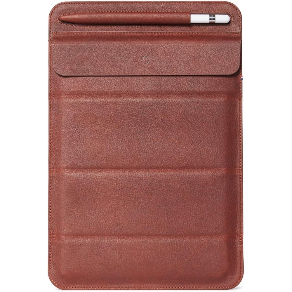 Used iPad 10.5 leather case with a brown decoded handle