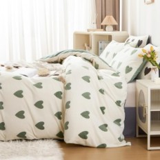 Literie en flanelle 135x200 4 pièces Covebett blanc avec coeurs verts