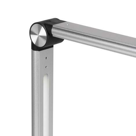 Lampe de manucure GLOW ProLux — gros plan accoudoir