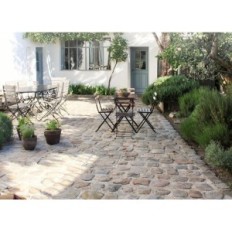 Použité hliníkové poklopy 300x300x55mm Odotele EN124 A15 čtverec