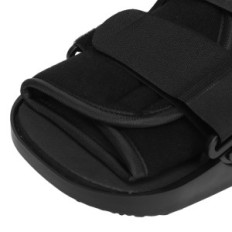 Medical Shoe Ortopedski Walker L na razstavnem razstavnem razstavnem ribniku